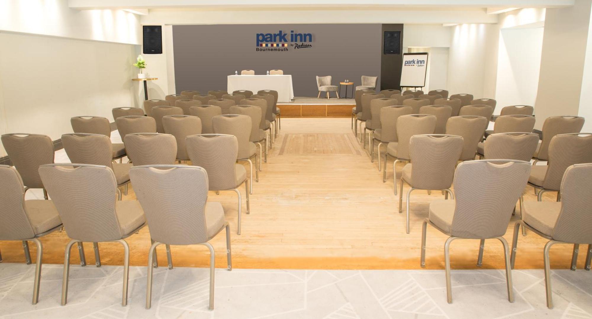 Park Inn By Radisson Bournemouth Exterior foto