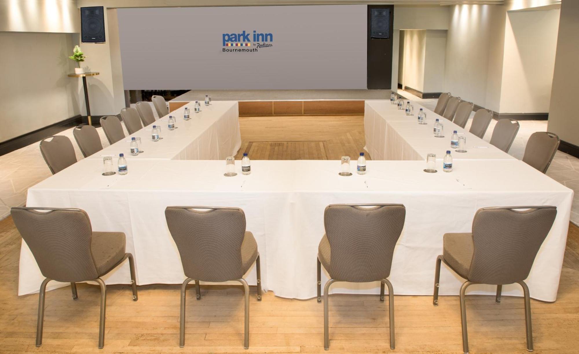 Park Inn By Radisson Bournemouth Exterior foto